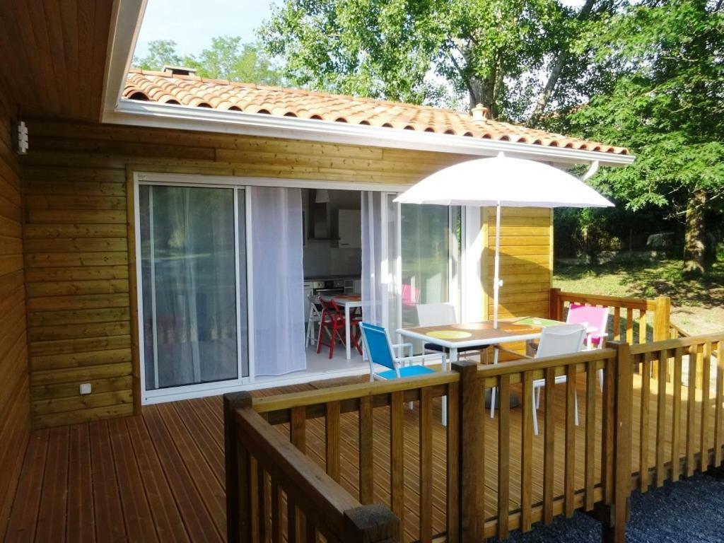 Chalet " Cote Lac " Castets Exteriér fotografie
